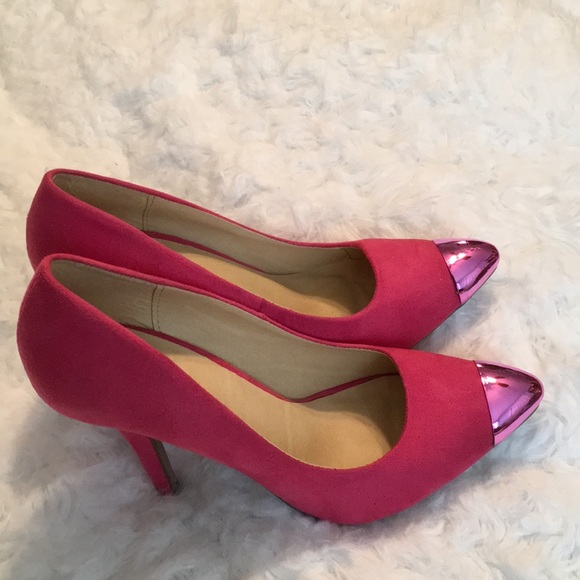 Like new- Barbie Pink Suede like Shoes with a Pink toe Cap - Picture 2 of 4